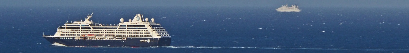 landing-1441457_1920